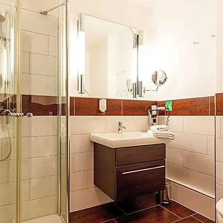 Mercator-hotel فندق 4*